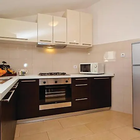 Stunning In With Wifi Apartment